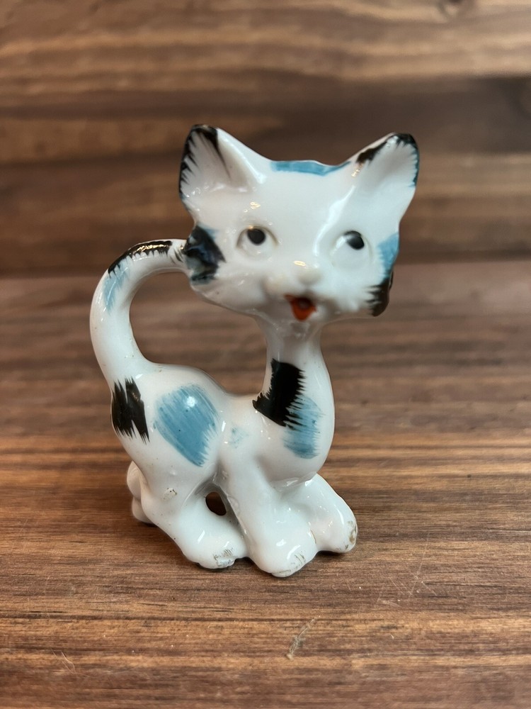 Vintage Cat Kitten Figurine Porcelain Japan Hand Painted