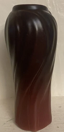 Van Briggle Pottery  1910-20’s  Vase  Mullberry  7 1/2