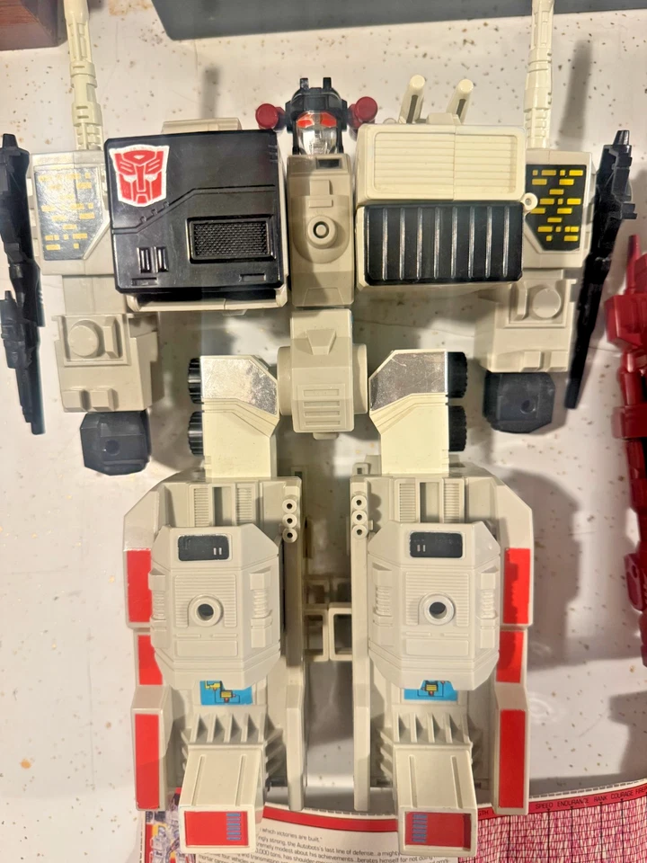 Transformer Metroplex 1985 Autobot Robot No Box 99% G1 Vintage Battle Station US - Image 2 of 3