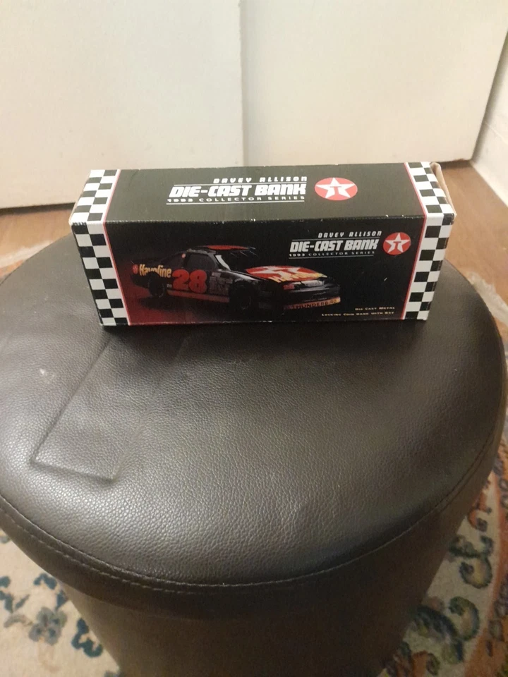 Davey Allison 1/24 Scale Die-Cast Texaco Havoline Racing Champions - Image 4 of 4