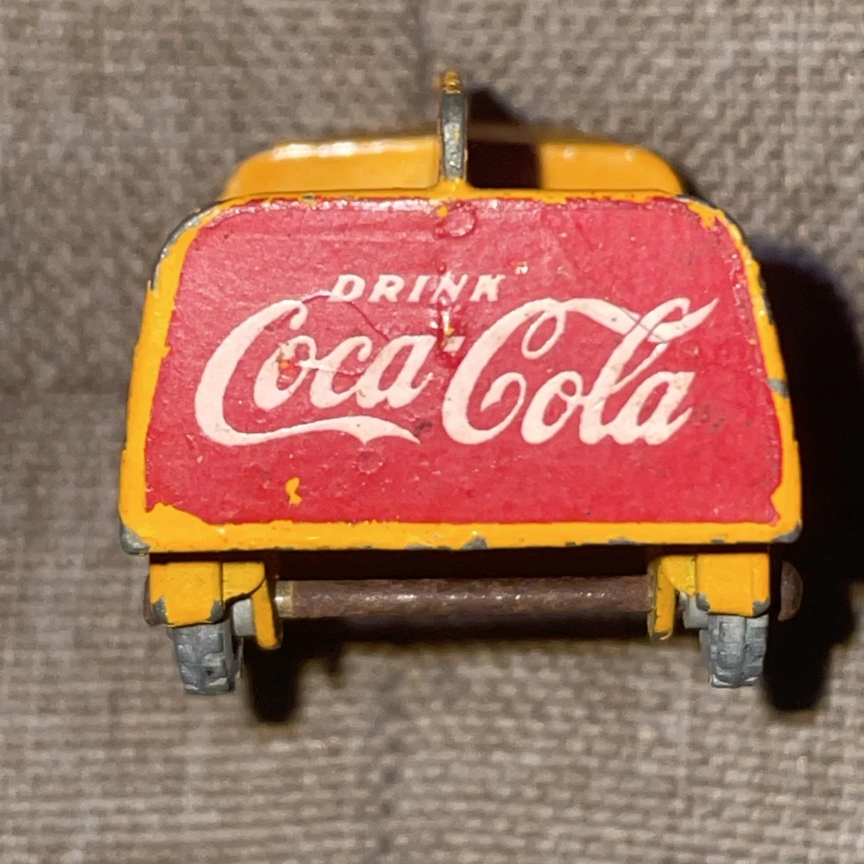 Vintage Lesney Matchbox COCA-COLA Karrier Bantam 2 Ton Delivery Truck No. 37 - Image 4 of 4