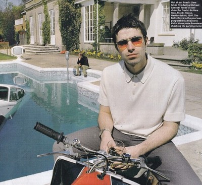Liam Gallagher (Oasis), Be Here Now Shoot - Mini Poster/Magazine Clipping