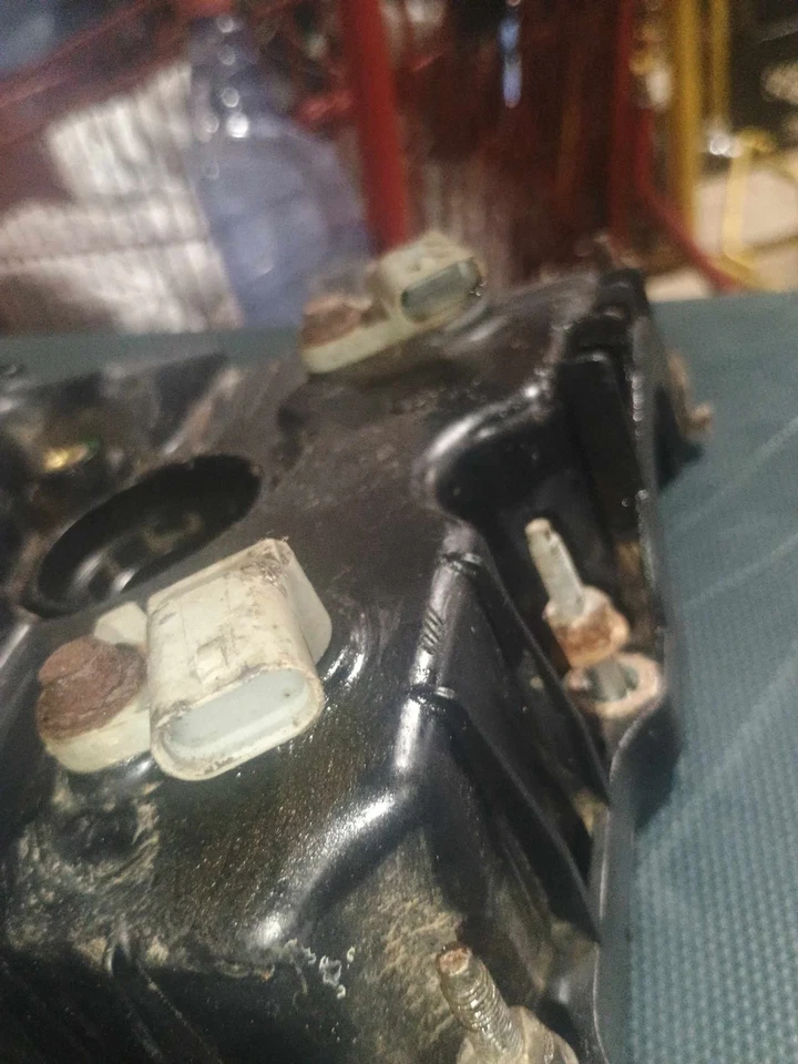 15-23 TRANSIT 150 250 350 15-17 EXPEDITION NAVIGATOR Cubierta de válvula derecha 3,5 L OEM Foto 4 de 4