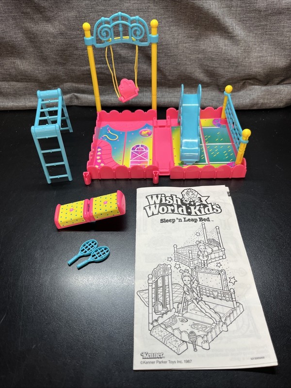 Vintage 1980s Kenner Wish World Kids Sleep n Leap Bed Playground (incomplete) C7