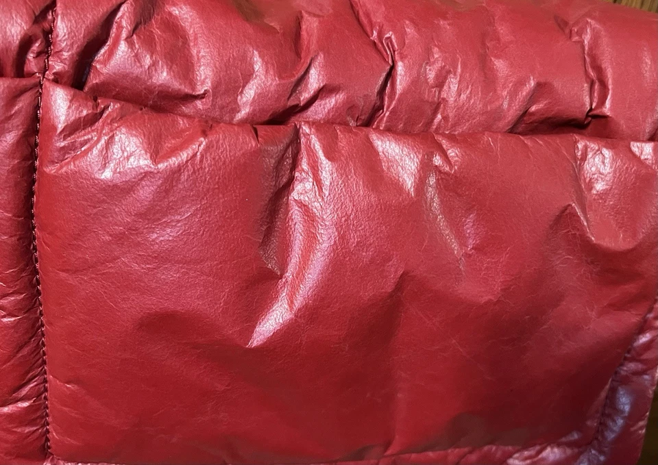 Bolsa de ombro THE MARC JACOBS vermelha travesseiro - Imagem 3 de 4