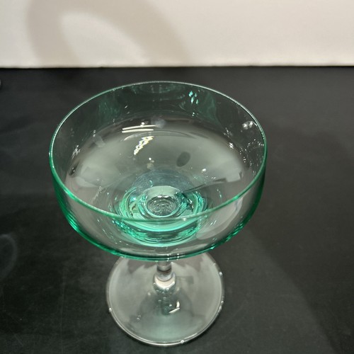 Set di 4 bicchieri da dessert champagne vintage Sasaki Harmony Aqua Crystal 5" - Foto 5 di 8