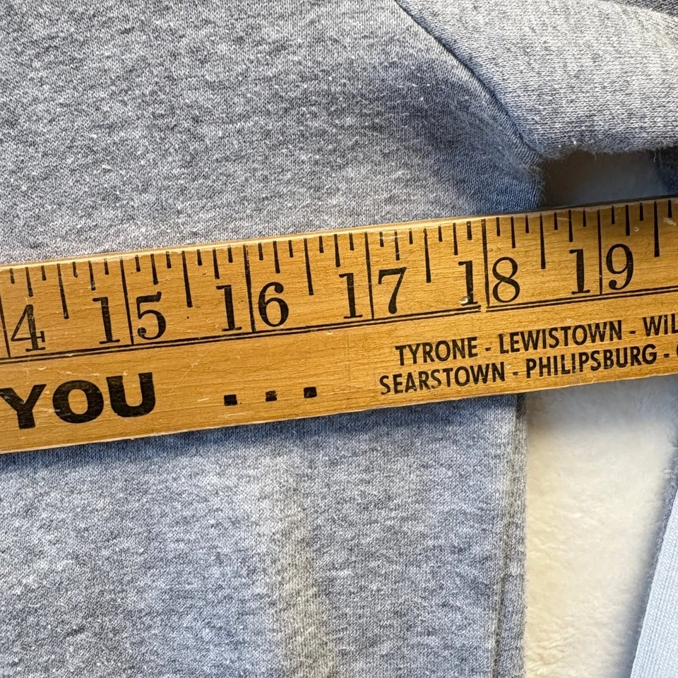 Sudadera Pullover Converse Niños Talla Grande Gris Cuello Redondo Logo Rayas Spellout Foto 3 de 4