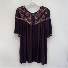 Miami embroidered peasant boho chic dress small bohemian floral flowers
