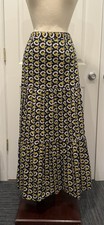 Boden Women  s Size US 6R Maxi Skirt Navy With Floral Print Pre-Owned