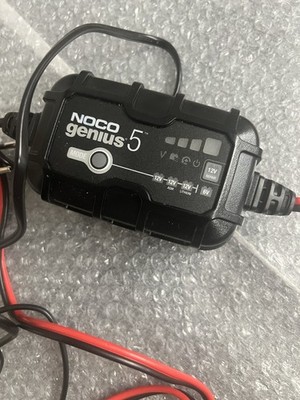 NOCO GENIUS5 ist ein 5A Batterieladegerät für 6V- und 12V