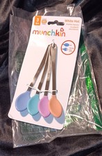 MUNCHKIN 4 PACK WHITE HOT INFANT 3 MONTH SPOONS. NEW IN PACKAGE. BPA FREE