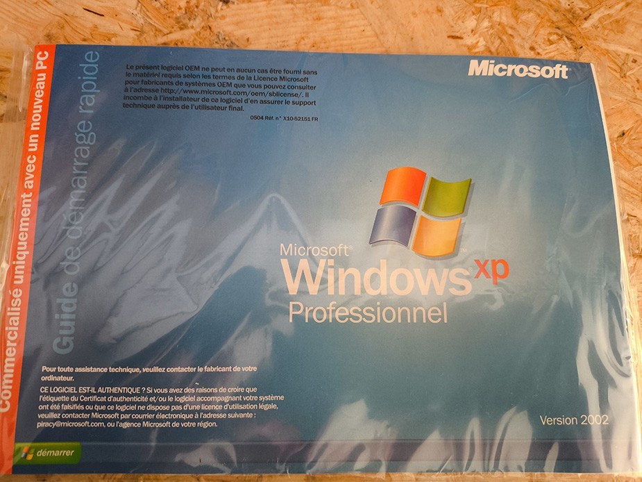 Microsoft Windows XP Professionnel CD scelle 2002 SP2