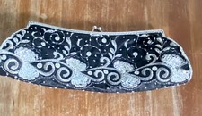 La Regale Vintage Clutch Purse
