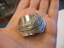 Vintage Natty Creations Feather Plume Design Fur or Scarf Clip #B106