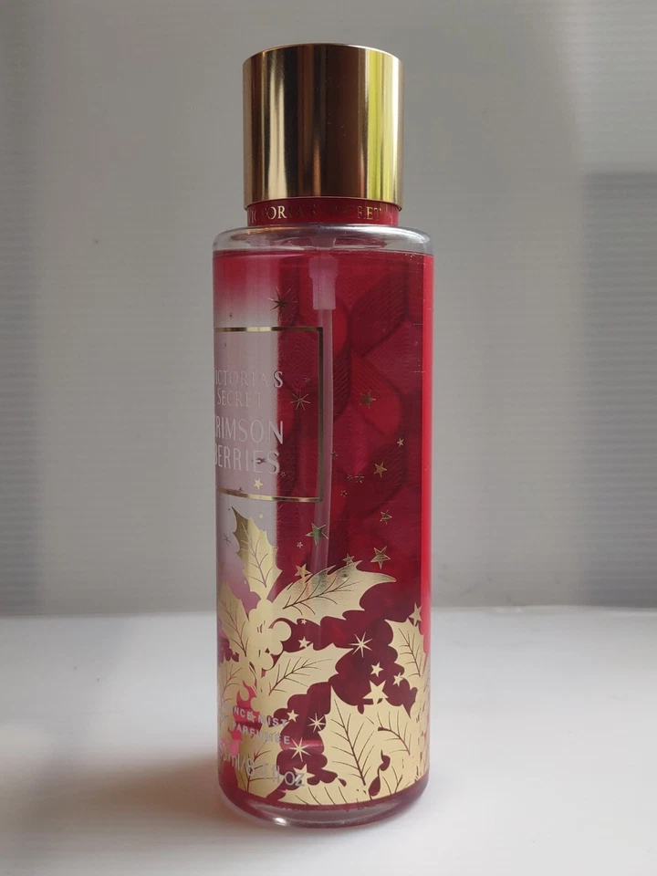 Bruma de fragancia Victoria's Secret Crimson Berries edición limitada 8,4 oz Foto 4 de 4