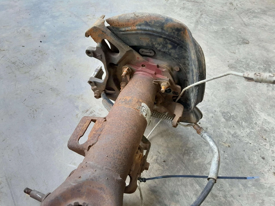 Conjunto de eje trasero Ford Crown Victoria 95-97 relación 3,27 sin ABS OEM S054J Foto 3 de 4