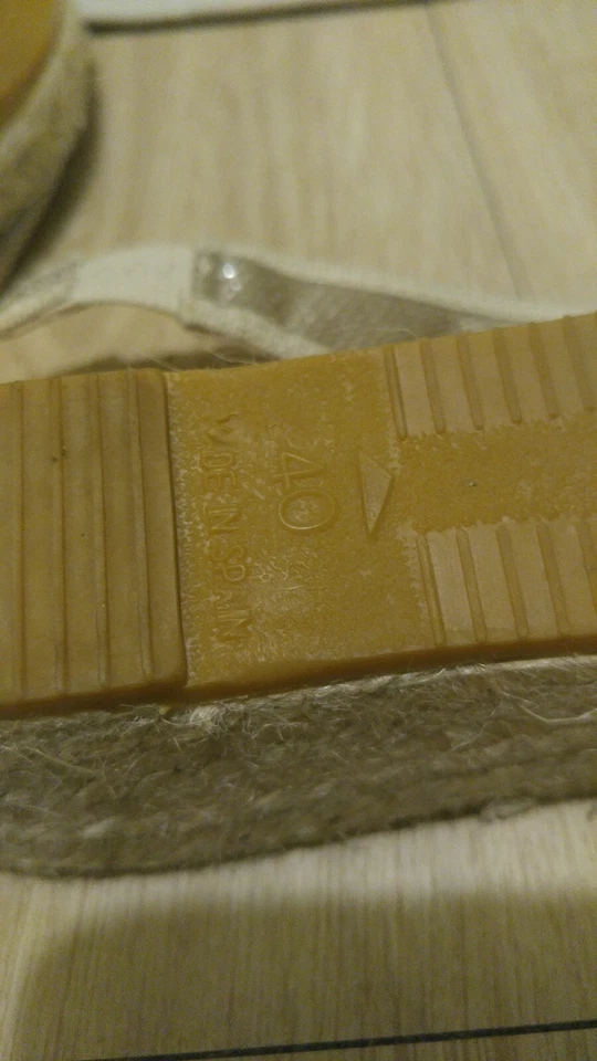 Vidorreta Jessy Espadrilles Wedge Shoe Size 40 US 10 Beige/Silver Peep toe. Mint - Image 4 of 4