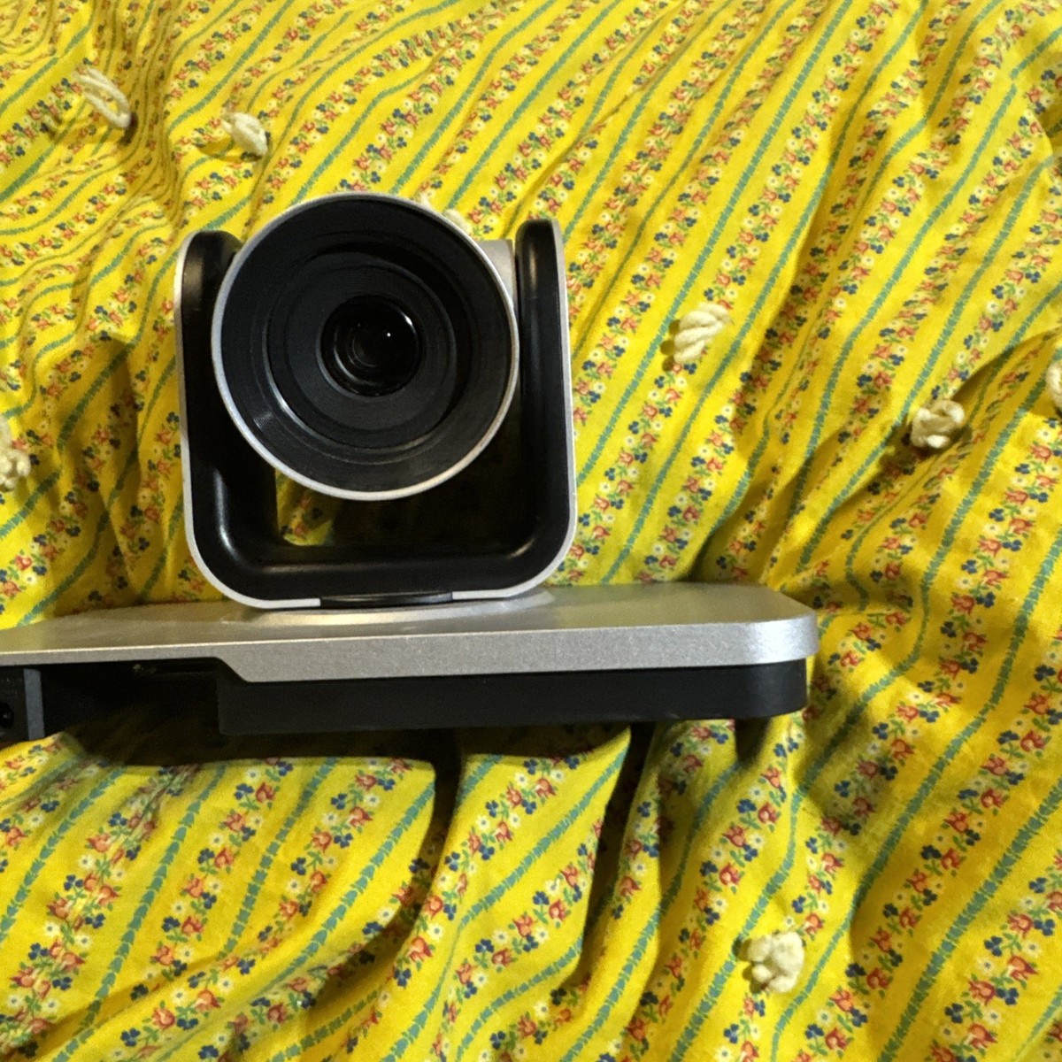 Caméra Visioconférence Polycom MPTZ-10 EagleEye IV 12X – Boîte Ouverte, Sans Câble Alim