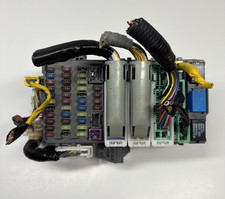 2007-2011 Honda Cr-v Crv Interior Cabin Fuse Box Relay Junction Block Panel Oem 2007-2011 Honda Cr-v Crv Interior Cabin Fuse Box Relay Junction Block Panel Oem