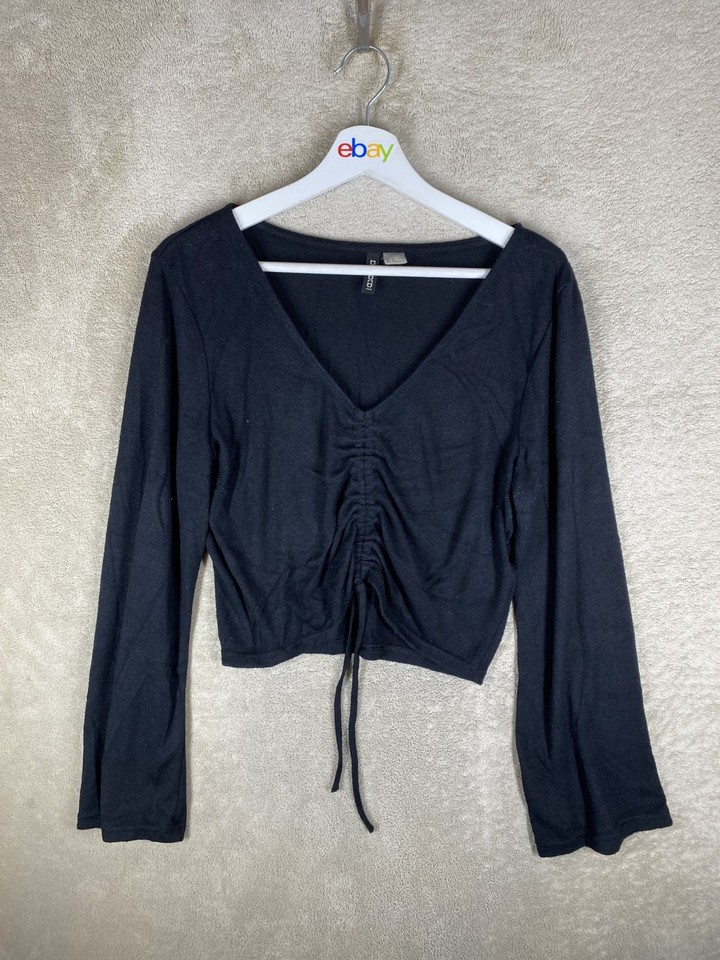 H&M Casual Cropped Tee Top Size M Womens Black Long Sleeve