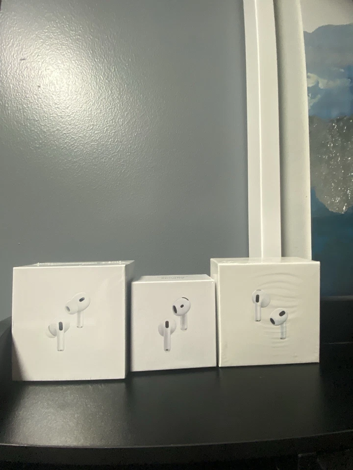 Vendo AirPod Pro 2ª Generación, AirPod 4’s y AirPod 3ª Generación Foto 2 de 2