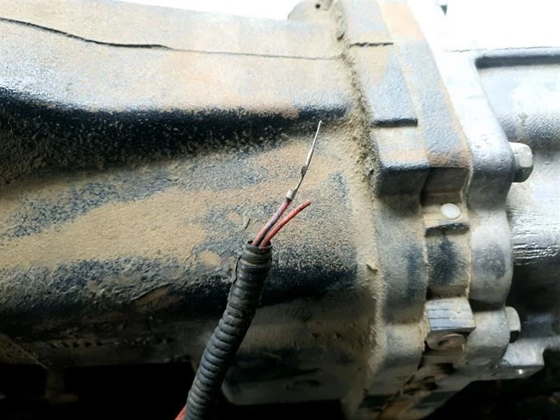 82 83 TOYOTA PICKUP 3.0L 4WD 4 SPEED MANUAL TRANSMISSION W50 3303035120 — 第 4/4 张图片