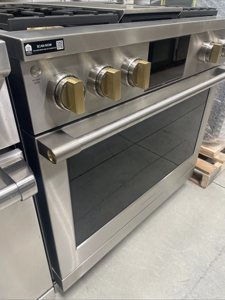 Monogram ZDP364NDTSS 36" Dual Fuel Range 4 Burners w Griddle Air Fry 5.75 Cu Ft - Image 3 of 4