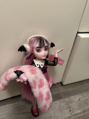 Monster high Puppe draculaura fearidescent skulltimate Secrets Verborgene Schätz