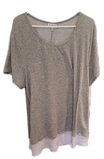 Studio B Ladies Top. Gray/ White.  Sz 3x