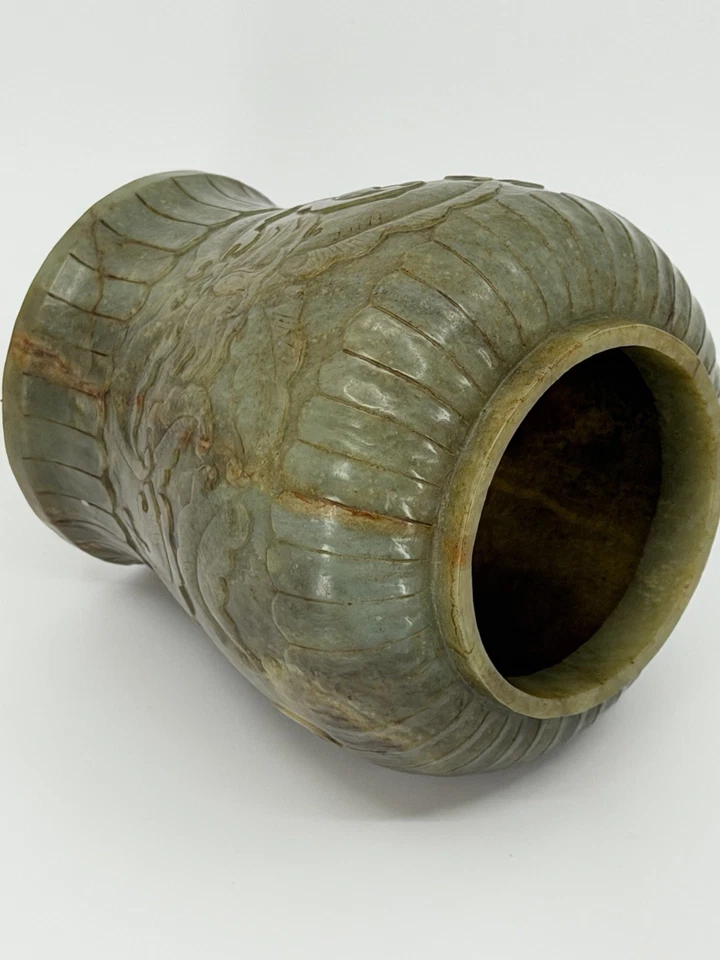 Jarrón con tapa de piedra dura tallada china vintage - Jarrón de piedra estilo nefrita verde Foto 4 de 4