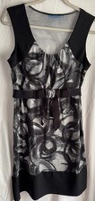 Simply Vera Vera Wang Medium Sleeveless Black Gray Swirl Dress Belted Stretch