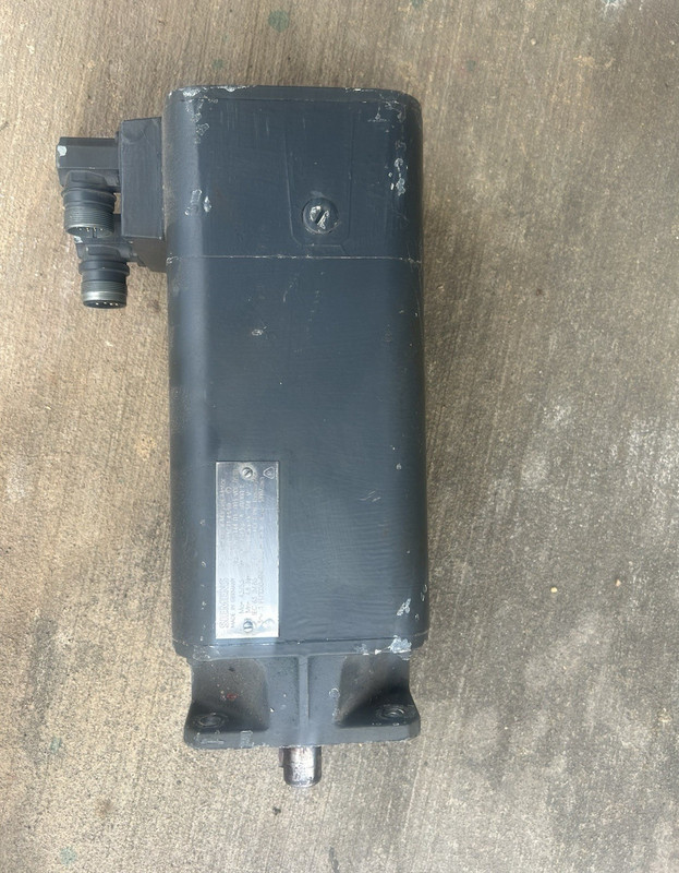 Siemens Servo Motor 1FT5064-1AC71-4AA0 1.4kW 268V 4.8Nm IP64