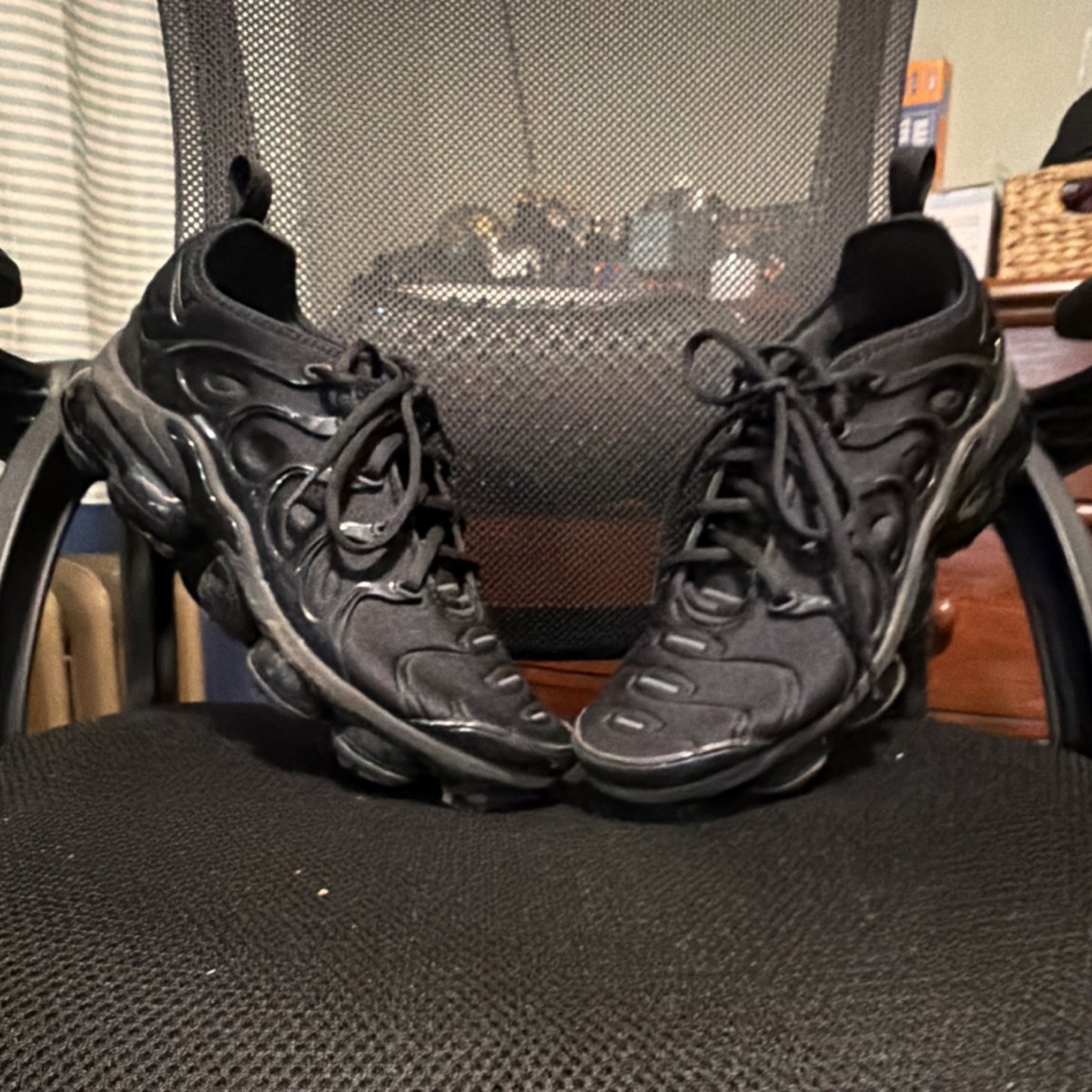 NIKE Air VaporMax Plus ブラック スニーカー Nike Air Vapormax Plus Lace-Up Low-Top Athletic Sneakers Black