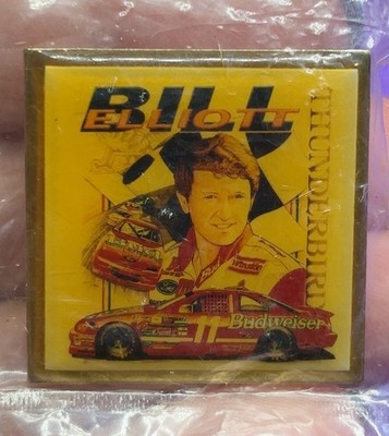 Bill Elliott #11 1993 NASCAR Budweiser Racing Thunderbird Collectible Pin NIP