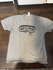 NBA MENS GRAY SAN ANTONIO SPURS SHORT SLEEVE SIZE LARGE