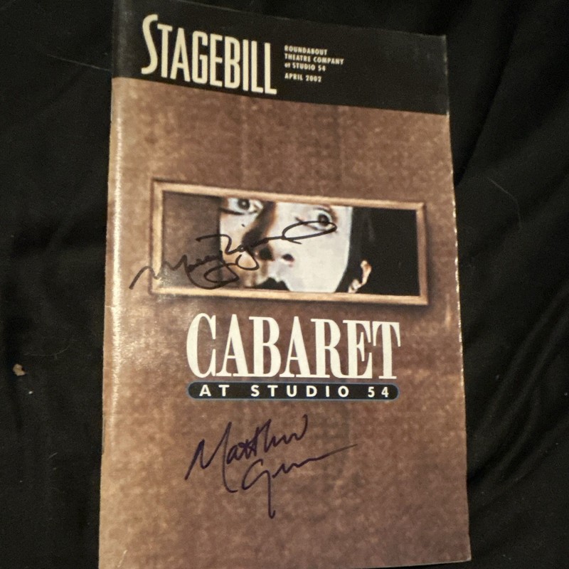 Stagebill Theater Playbill - Cabaret, Studio 54 April 2002 Signed Molly ringwald