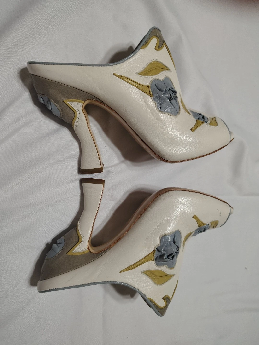MIU MIU Scarpe con tacco a gattino fiori Mules Slides 38 US 7 5