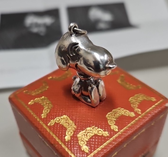 Cartier x Snoopy Silver Charm 1977希少品！ Genuine CARTIER Sterling Silver Snoopy Vintage Authenticated