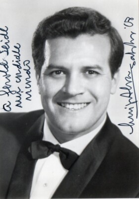 Luigi Alva, Privatfoto, Autogramm, signiert mit Widmung, ca 14,5 x 10,5 cm
