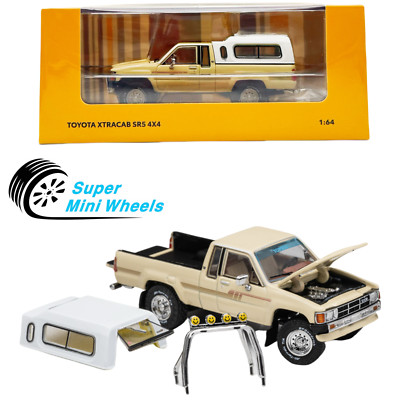 トヨタ SR5 エクストラキャブ・ベージュウィズ　アクセサリー (チェイスカー) トヨタ SR5 エクストラキャブ・ベージュウィズ アクセサリー (チェイス