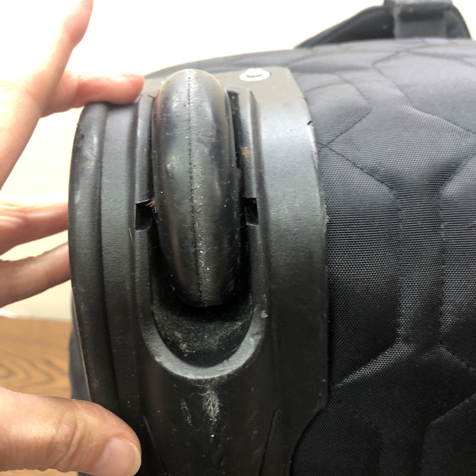 CINDA B LUGGAGE ROLLY ROLLING DUFFEL BAG MADE IN USA Luggage eBay