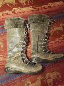 primaloft 200 gram insulation boots