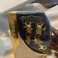 New In Box 2016 Pokemon Tomy 20th Anniversary 025 Pikachu Shiny 4 Figure Set!!!