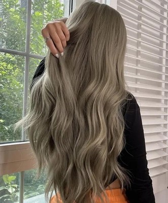 Perücke wellig Grau Cosplay Lang Mit Pony Weich Wig Party Gelockt Damen Alltag