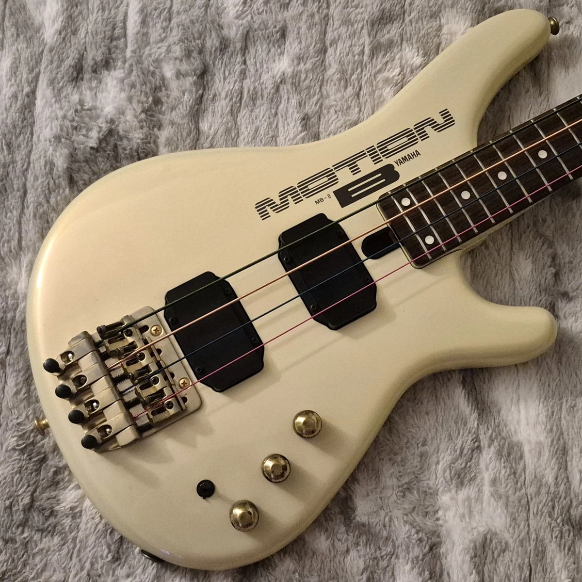 Yamaha Motion Bass MB-II - 1989 / MIJ - Vintage White - 4-String