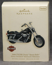 2007 Hallmark Ornament Harley Davidson Motorcycle 2006 FXDB1 Dyna Street Bob