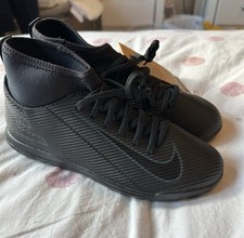 Image of Nike junior Superfly 10 Club TF Black Astro turf Football Boots size junior 2