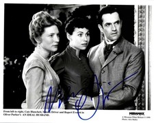 Minnie Driver Signed Autographed "An Ideal Husband" Glossy 8x10 Photo Minnie Driver Signed Autographed "An Ideal Husband" Glossy 8x10 Photo