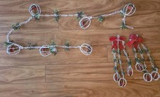 Vtg MCM Christmas Plastic Chain Garland Flocked Red Birds Cage & 2 Door Hangers