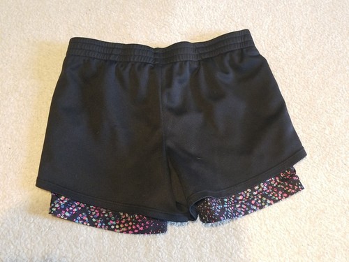 ADIDAS GIRLS SIZE 6 RUNNING SHORTS LINED BLACK ACTIVEWEAR ATHLETIC - Picture 2 of 4